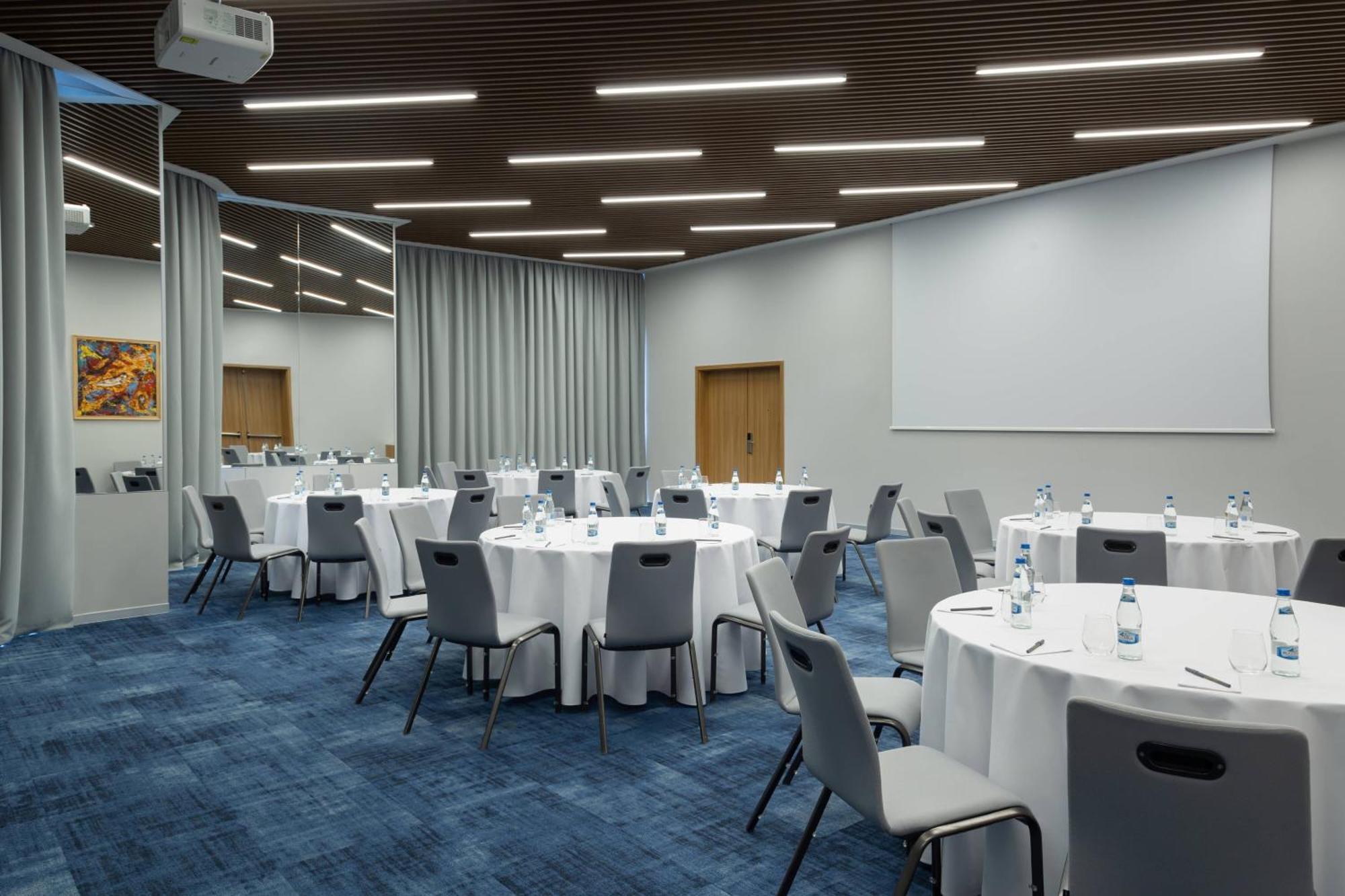 Courtyard By Marriott Bucharest Floreasca Kültér fotó